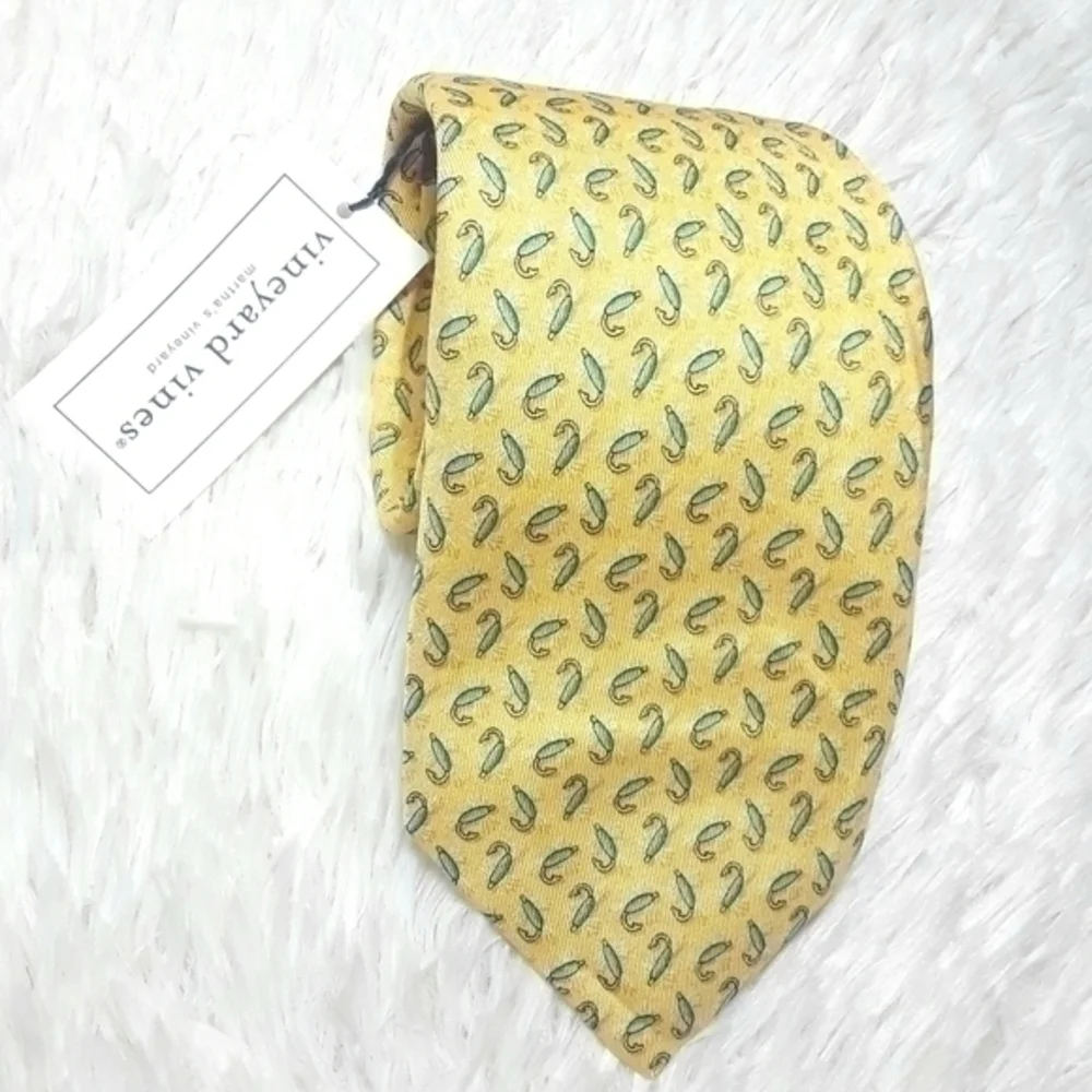 Vineyard Vines Flies Silk Neck Tie